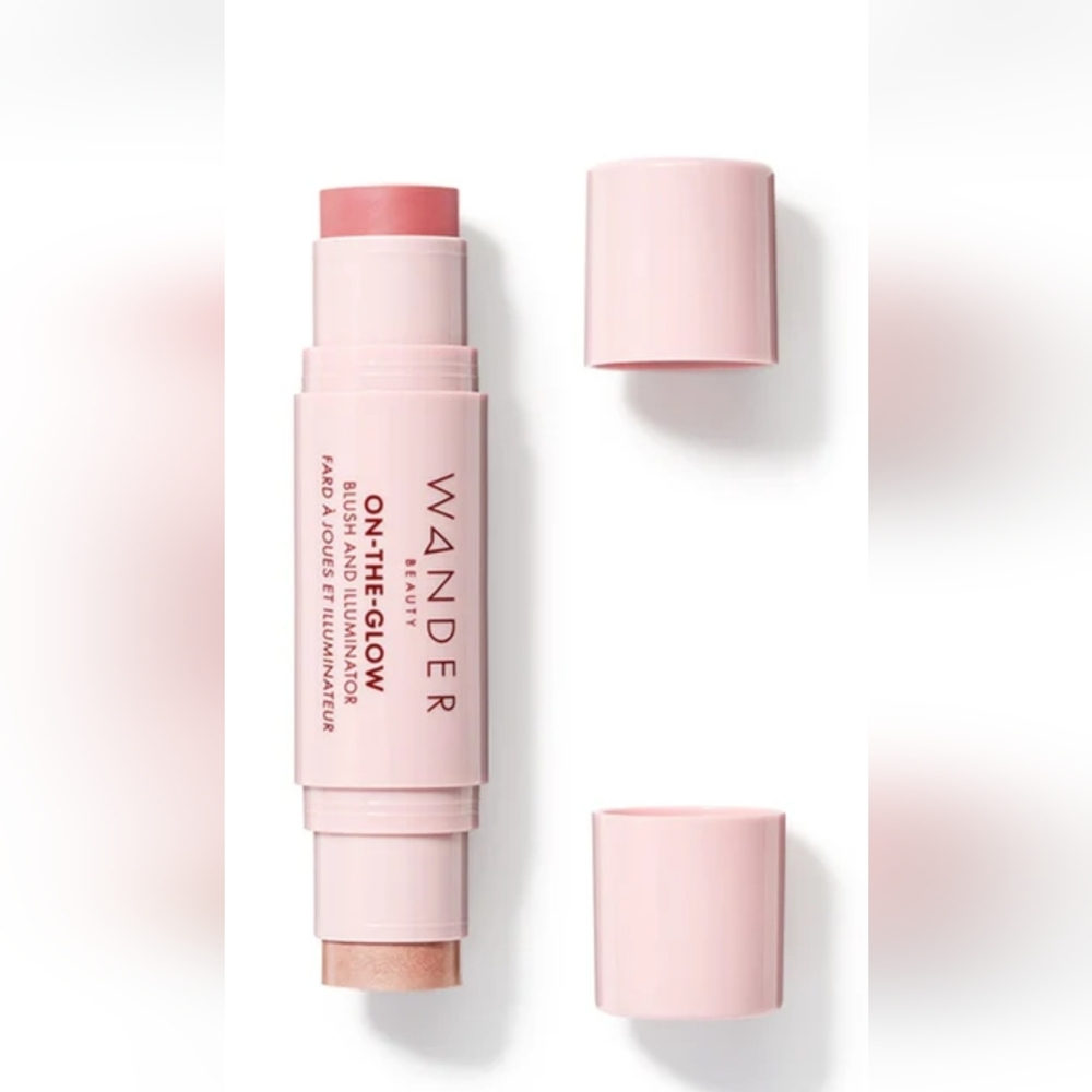 Wander Beauty On The Glow Blush and Illuminator Strawberry Fields